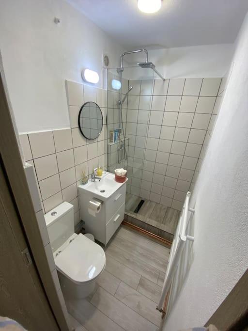 Black& White Apartment Braşov Dış mekan fotoğraf
